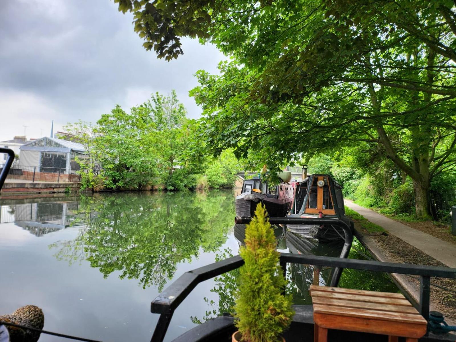 Lovely Canal Boat In Little Venice For Family & Friends لندن المظهر الخارجي الصورة